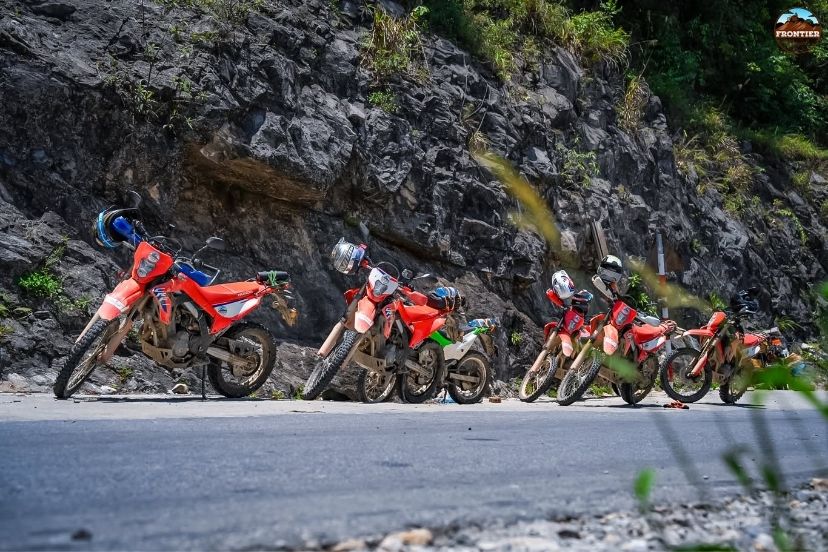 Self-ride and Easy Rider options suit different confidence levels on the loop