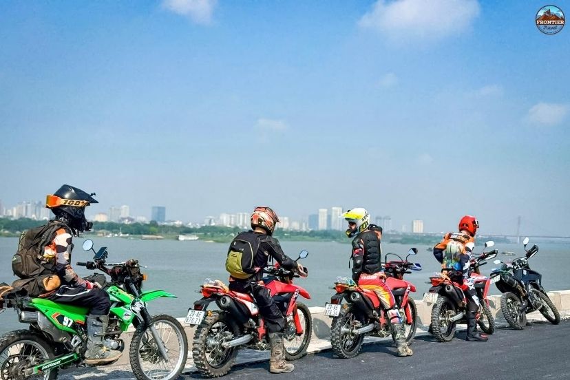 Understanding engine displacement and weight classes for touring bikes
