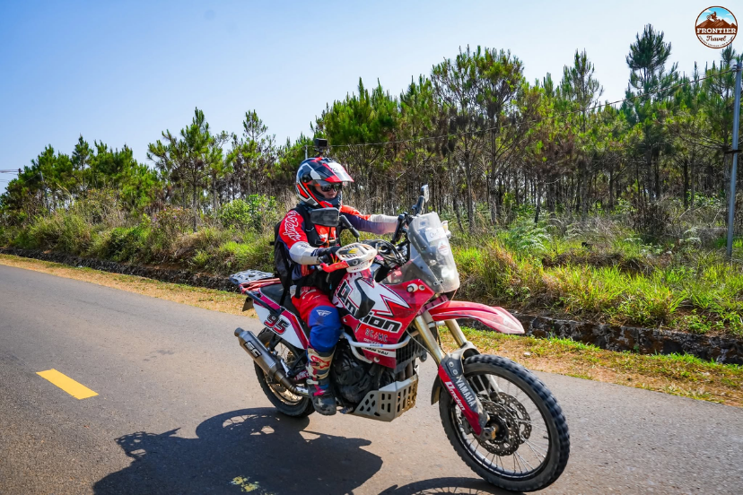 Agility versus stability shapes rider experience choice 