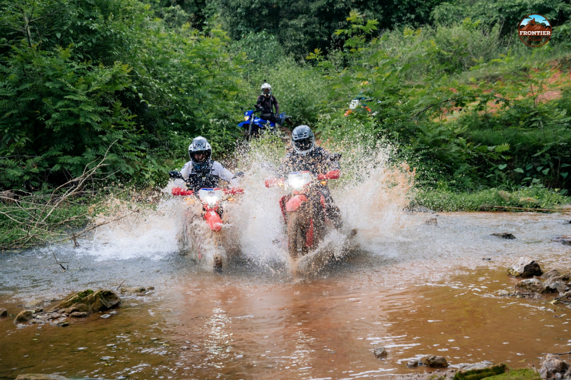 Ha Giang loop offroad tour reveals dramatic karst landscapes 