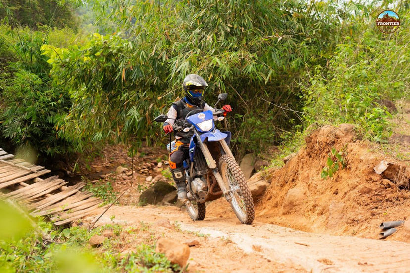 Long-travel suspension absorbs rough terrain with ease