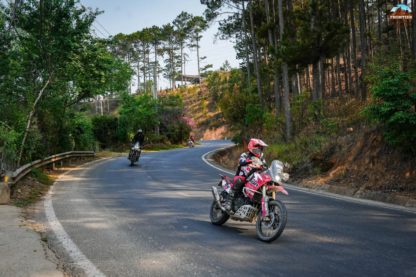 Minimalist electronics pure mechanical riding experience
