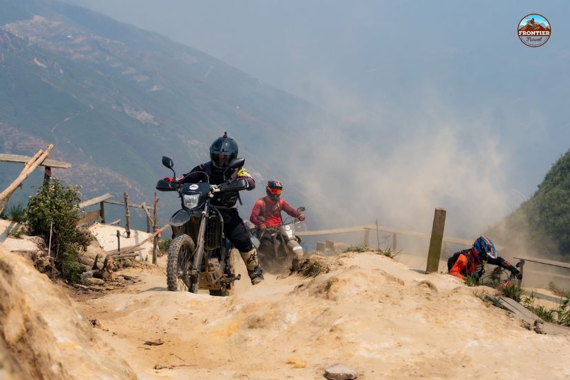 Motorbike adventure northern Vietnam budget