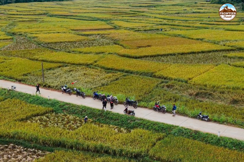 Motorbike tour local guide remote village Vietnam