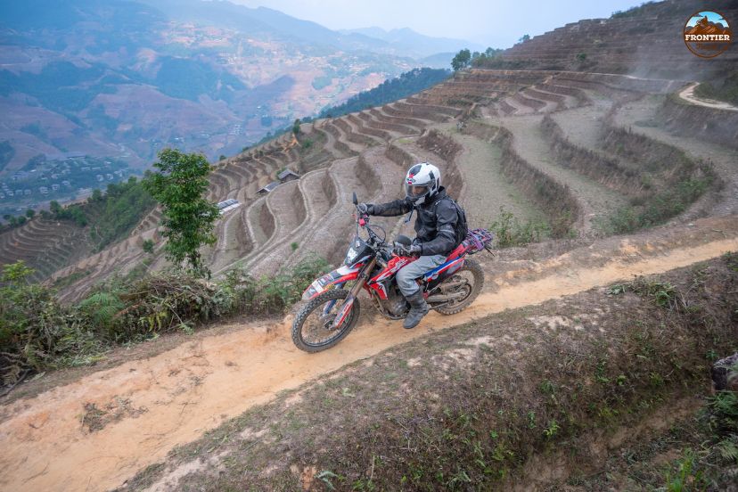 Motorbike tour Vietnam without license options