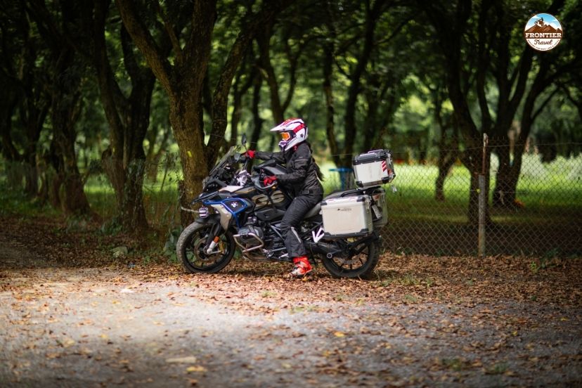 Powerful boxer engine delivers effortless touring performance 