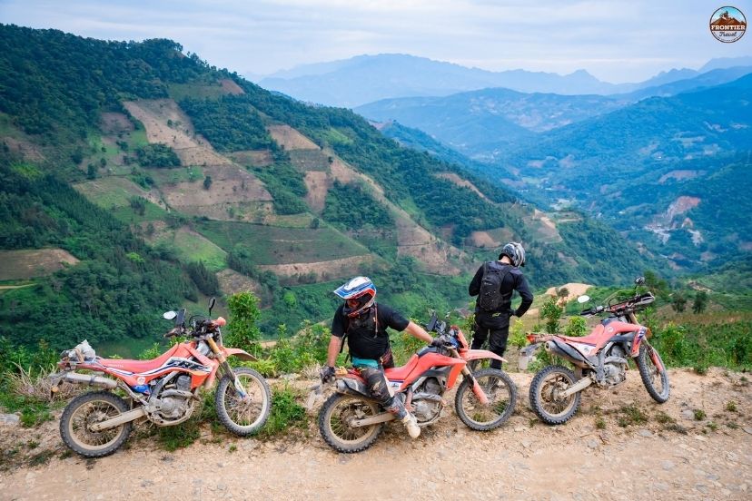 Riding through Hanoi city traffic motorbike guide first time essentials