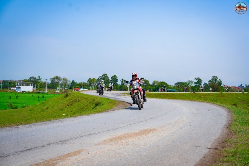 Scenic Vietnam countryside motorbike travel experience
