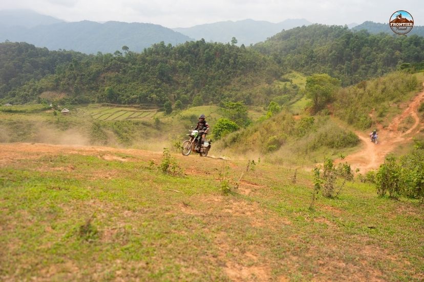 Six-speed transmission delivers smooth power across terrains 