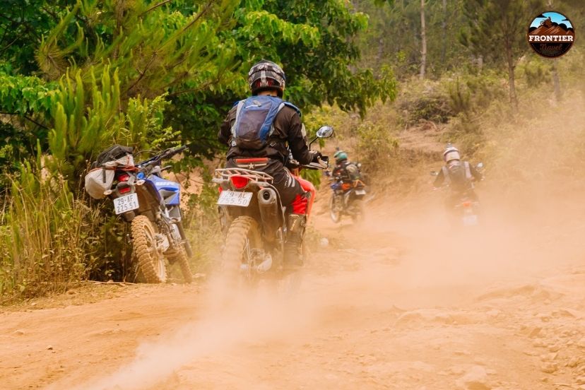 Vietnam linear geography simplifies motorbike navigation routes