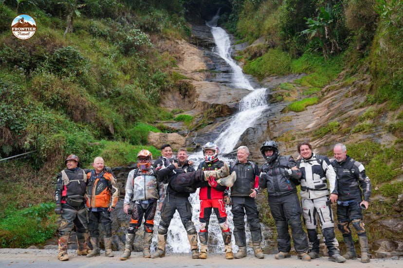 Motorbike tour stories on a scenic mountain road in Vietnam with breathtaking landscapes