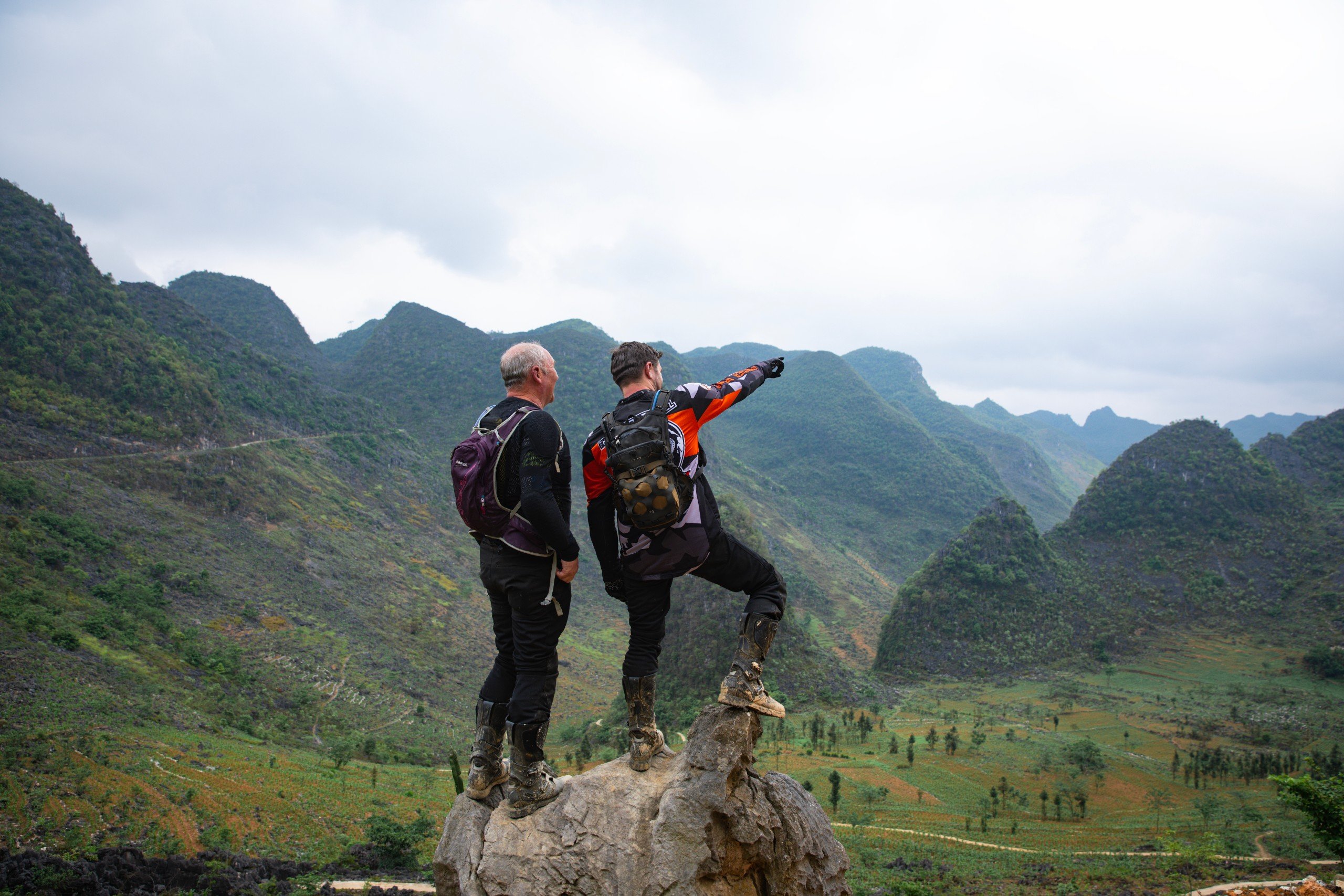 Day 2: VU LINH – HA GIANG (APPROX 190 KM) (B/L/D)